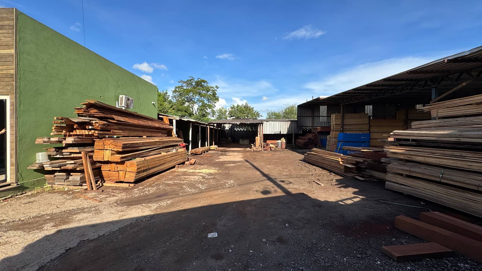 Área Comercial Novo Mundo 1150m²