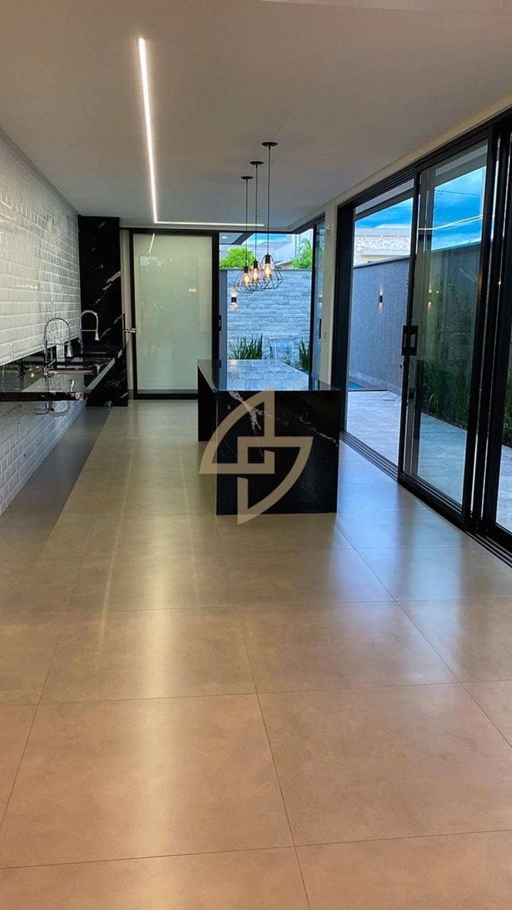 WhatsApp Image 2024-11-01 at 12.57.05 (1)