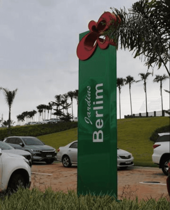 Casa Jardins Berlim - Senador Canedo 260m²