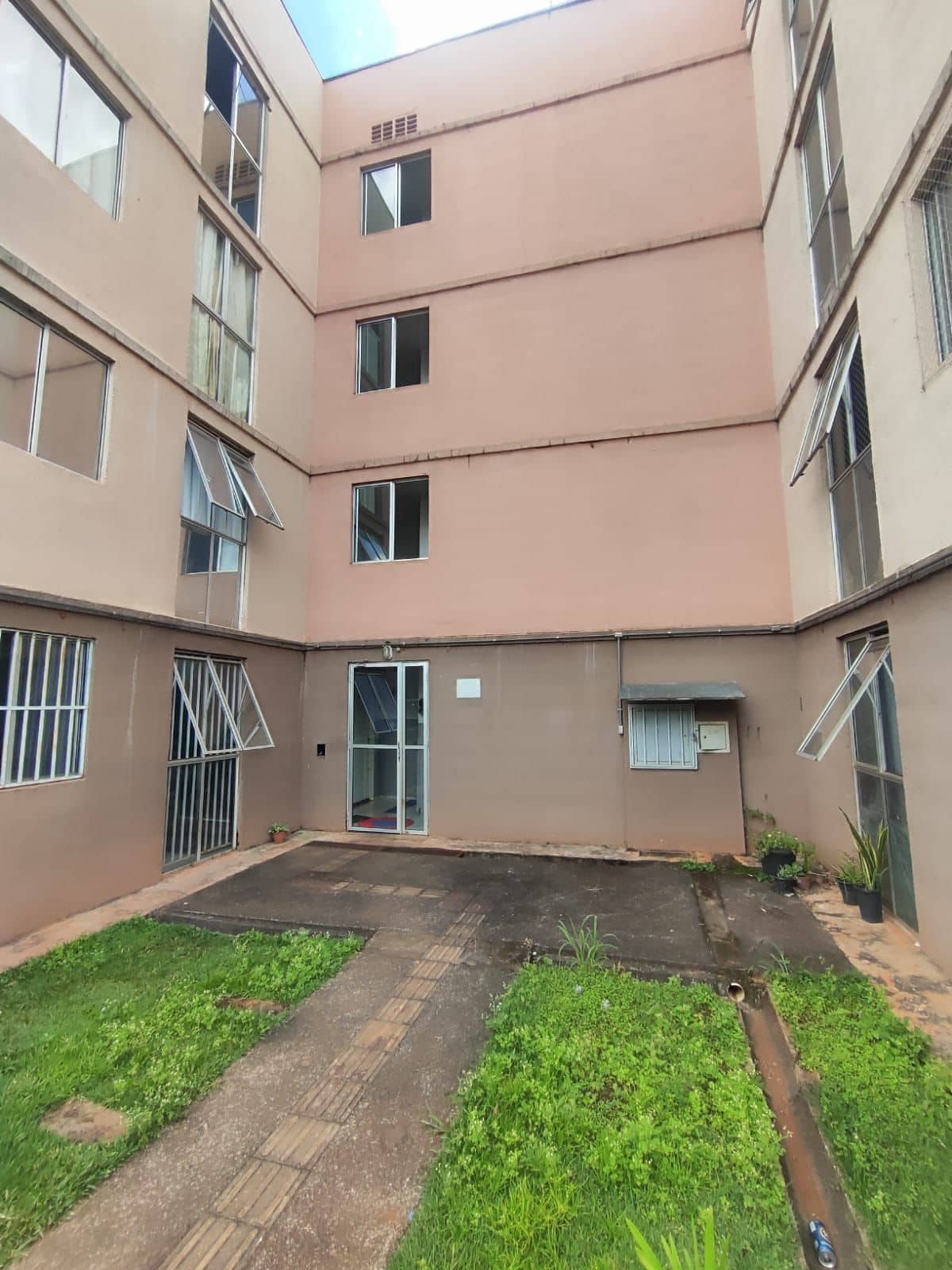 Apartamento Condomínio Residencial Nelson Mandela - Condomínio 17