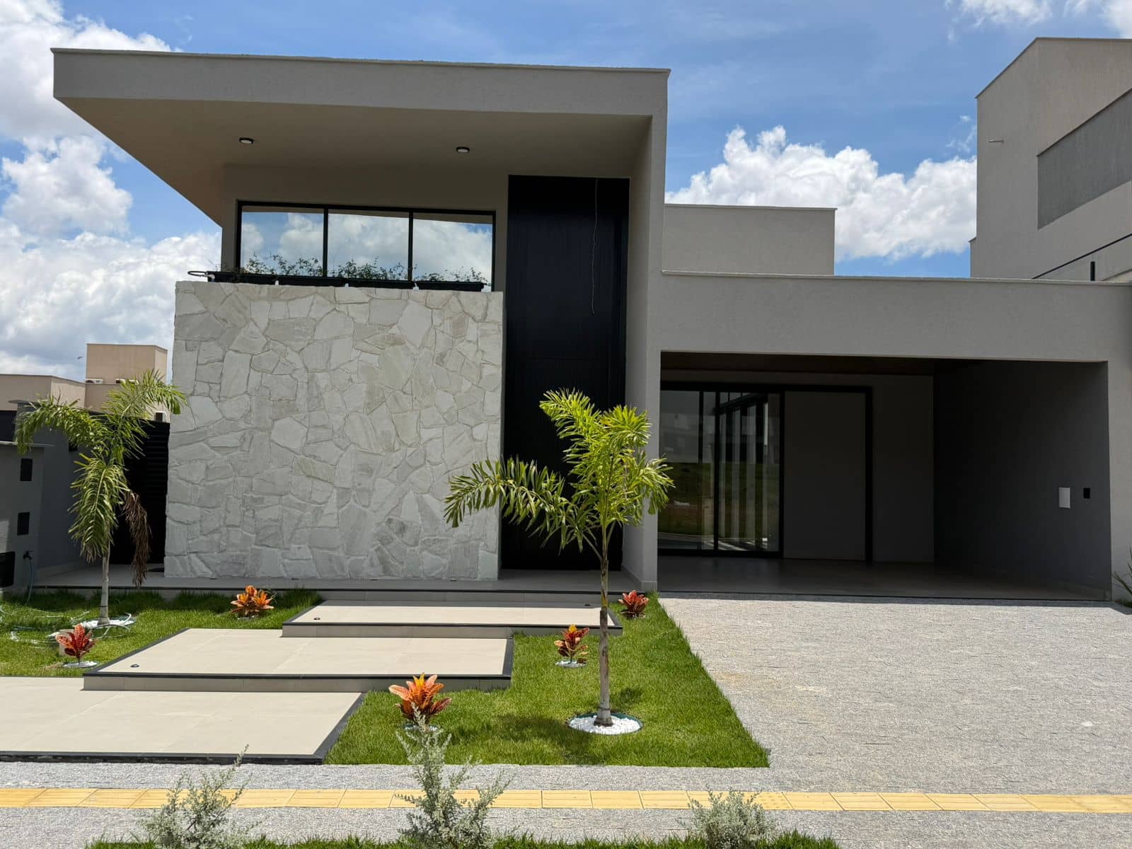 Casa térrea Jardins Porto 177m²