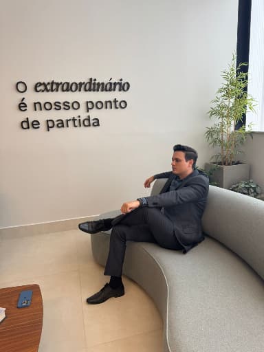 VINICIUS FAGUNDES MENEZES