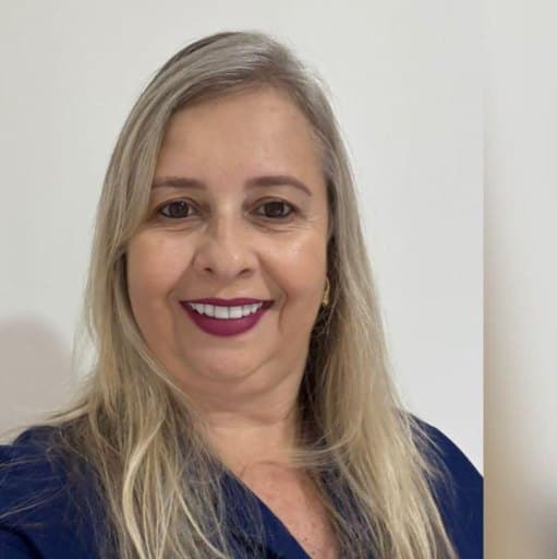 ANDREA ANTUNES 