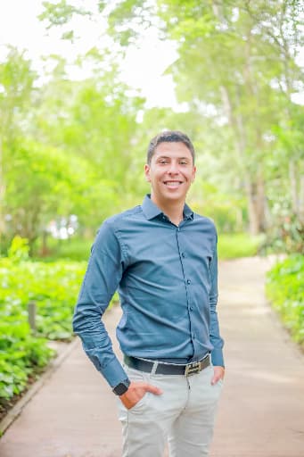 LUCAS DE SOUZA GUIMARAES