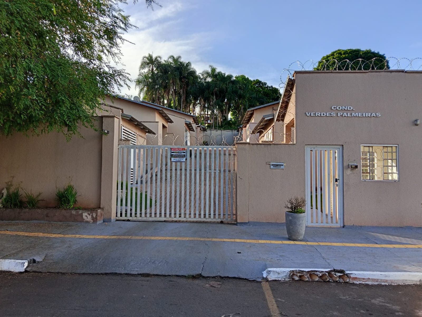 Casa Verdes Palmeiras 1 200m²