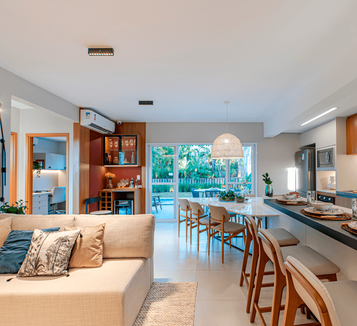Ágio Casa  Jardins Berlim 250m²