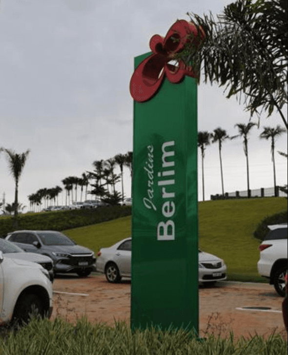 Casa Jardins Berlim - Senador Canedo 260m²