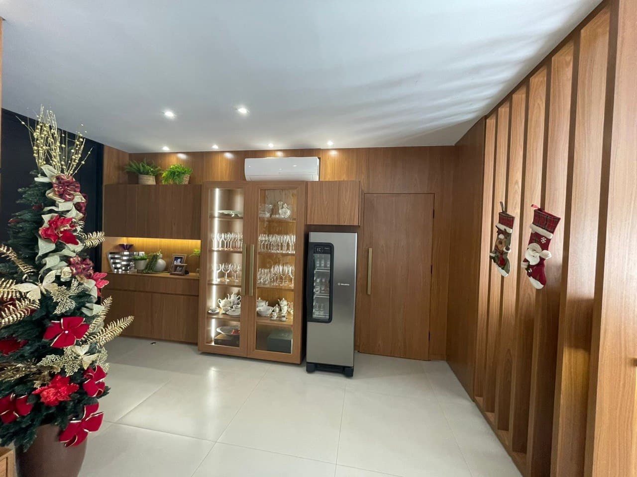 Casa Térrea No Jardins Capri - 147m²