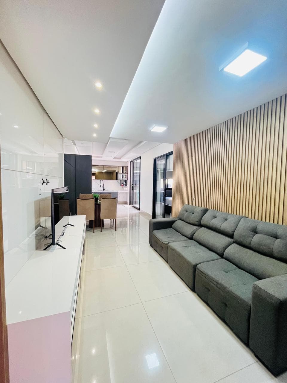 Casa Cond. Flores De Goiás 210m²