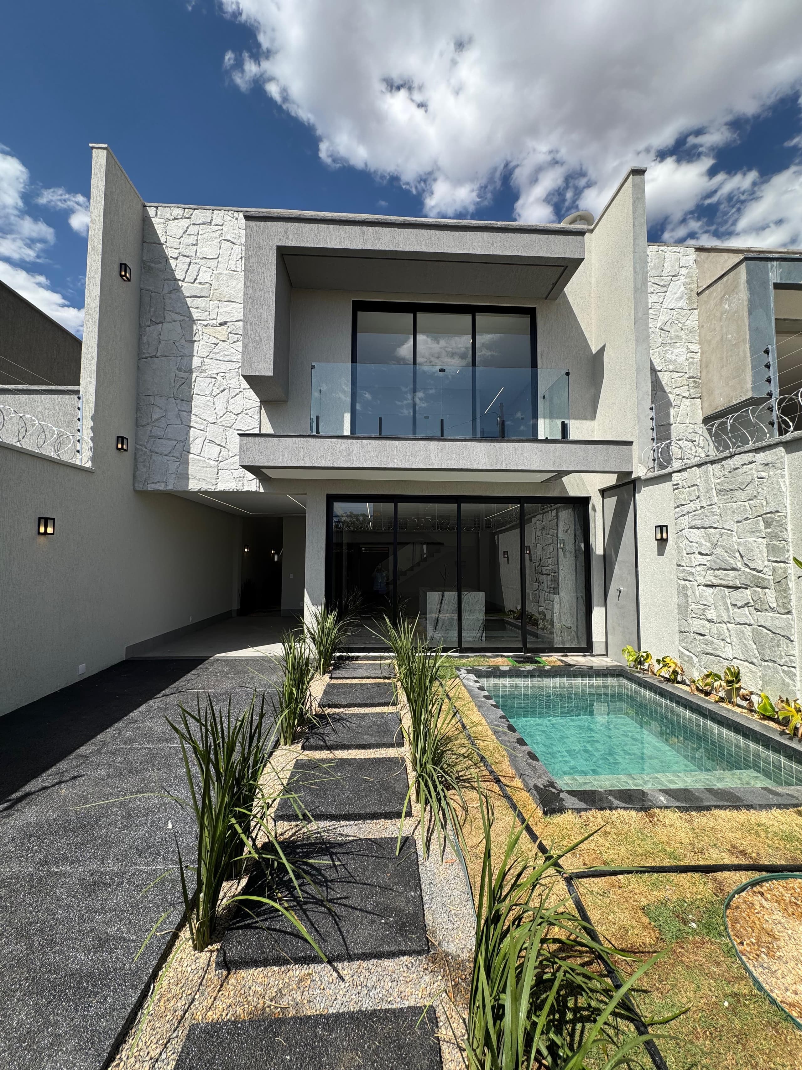 Sobrado alto padrão - Parque Amazônia 160m²