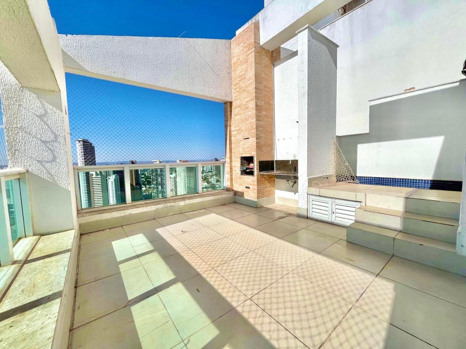 COBERTURA TRIPLEX 4 SUÍTES -SETOR MARISTA