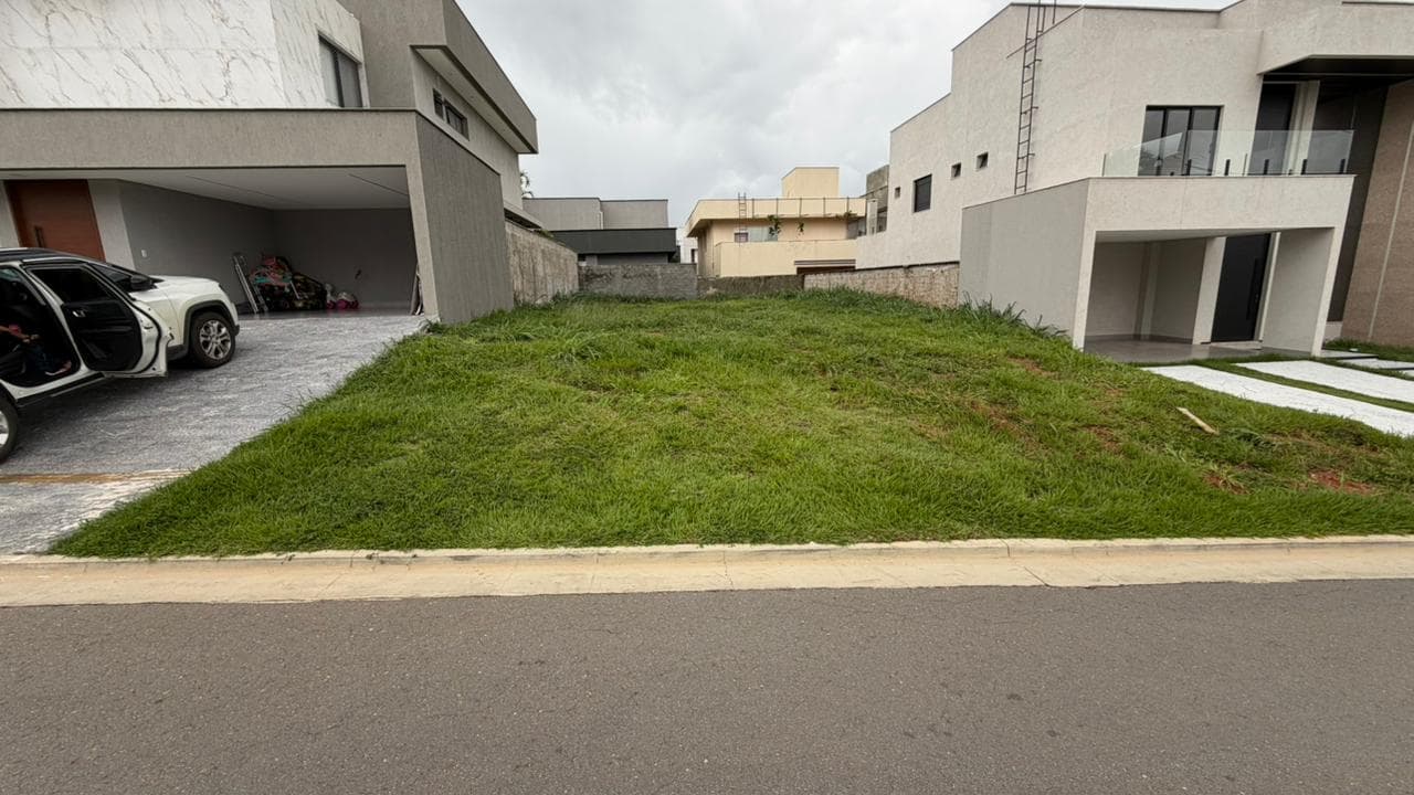 Lote Jardins Bolonha de 300m²