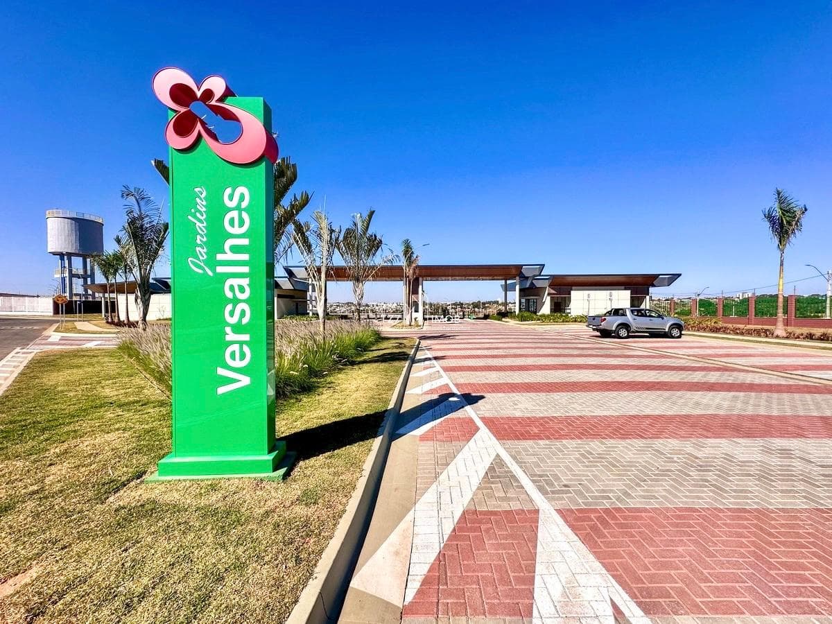 Lote Condominio Jardins Versalhes 248,79m²