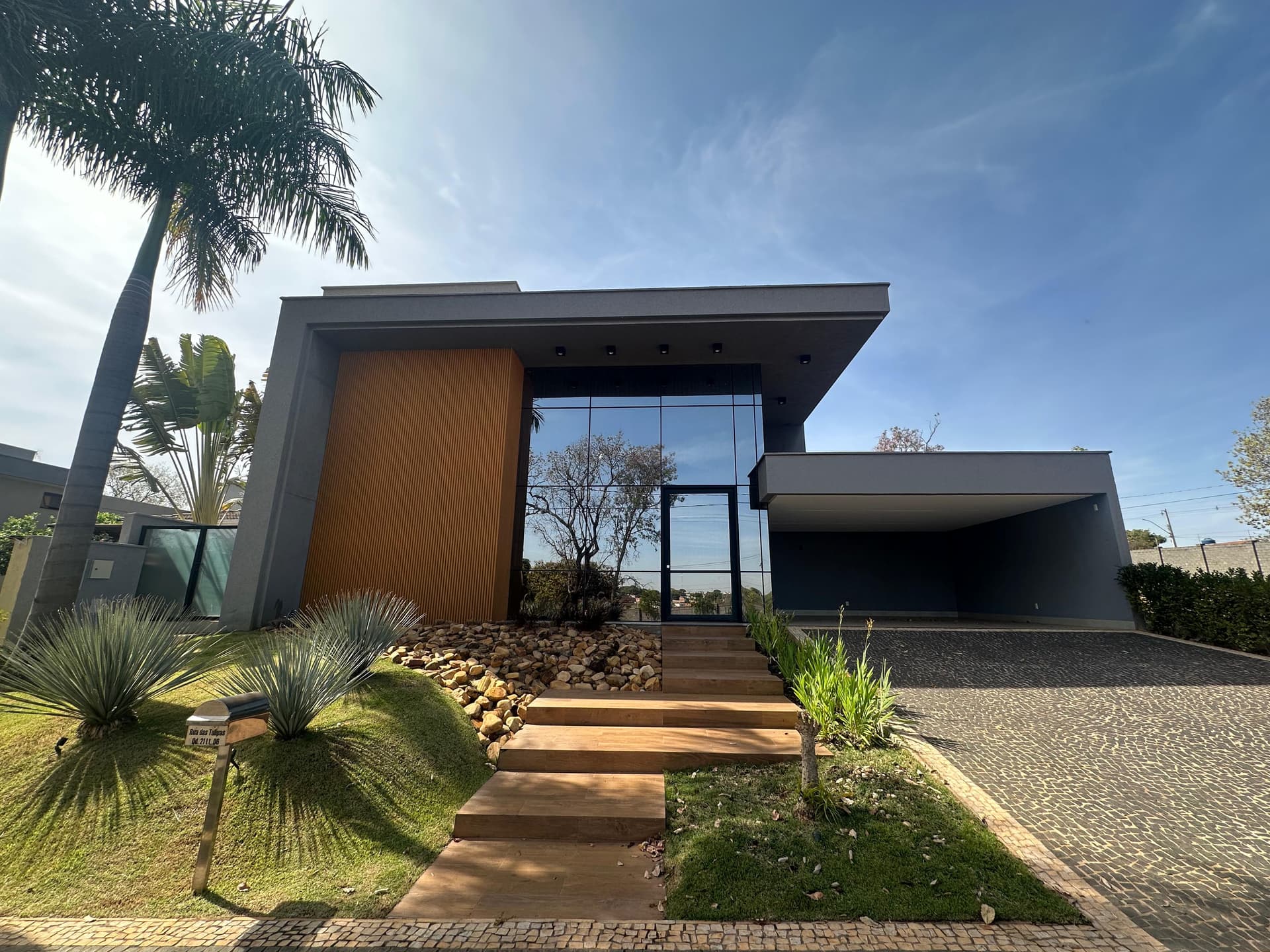 Sobrado Jardins Lisboa 796m²
