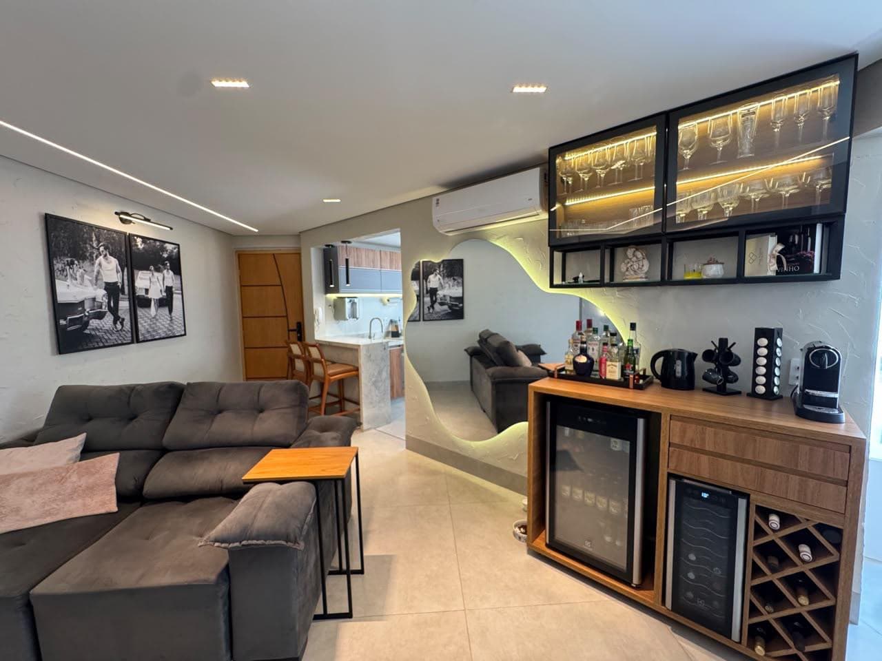 Lindo apartamento 2 quartos 1 suite, Jd. América  60m²