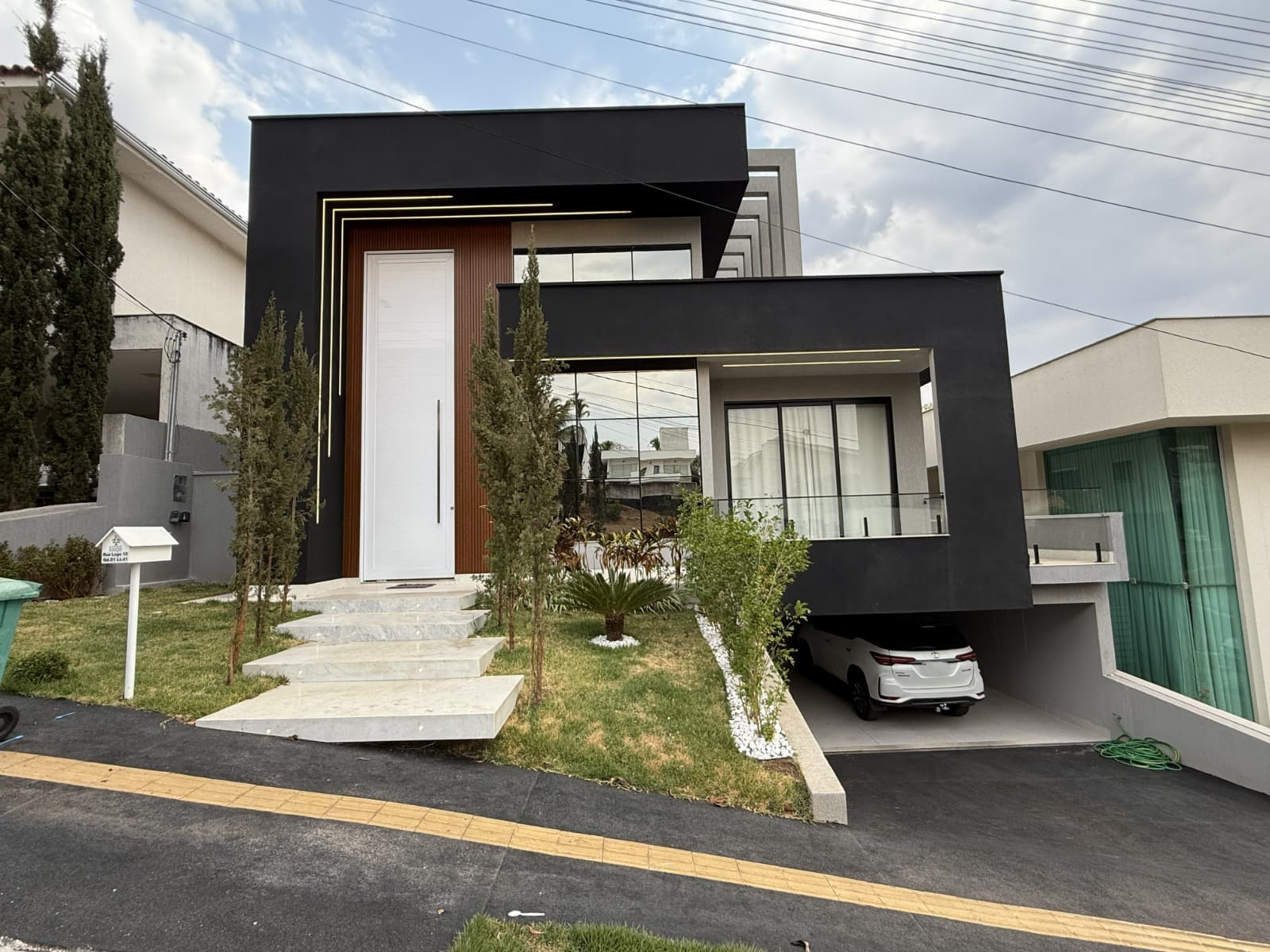 Casa Condominio do Lago 450M²