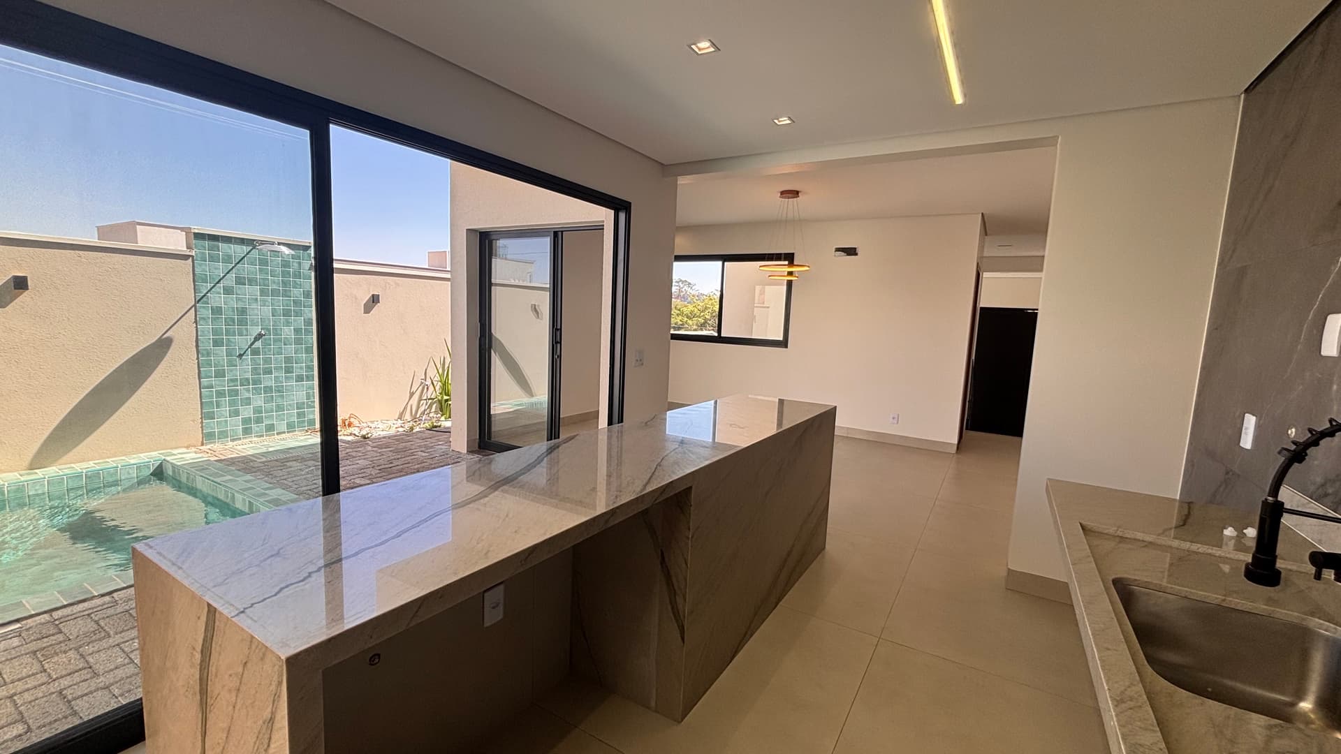 Casa Jardins Bolonha 225M²