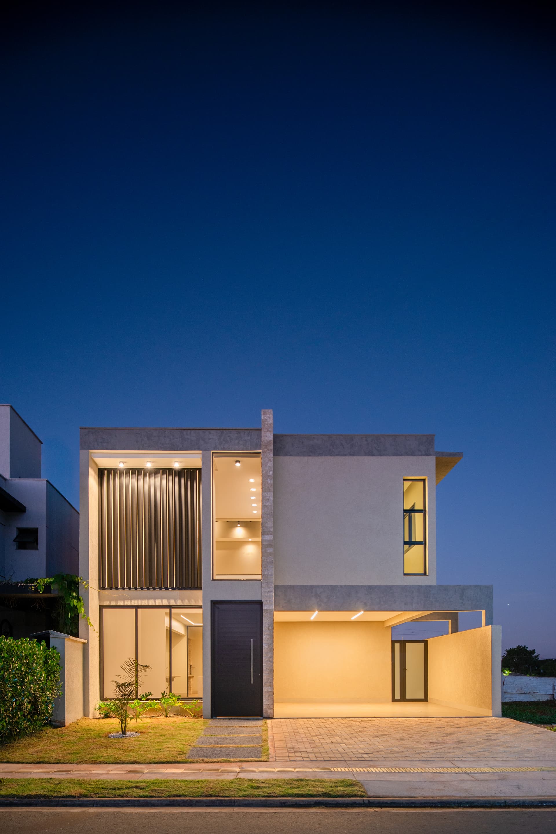 Sobrado Jardins Capri 261m²