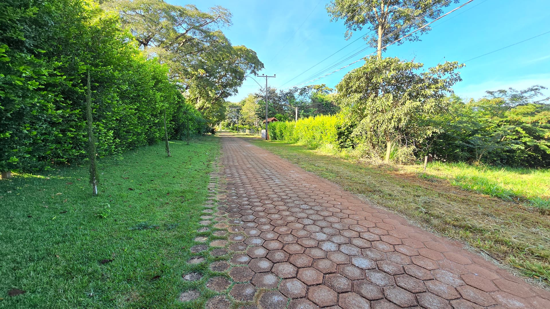 Chácara de lazer 2.000m² | 4km de Santo Antônio de Goiás