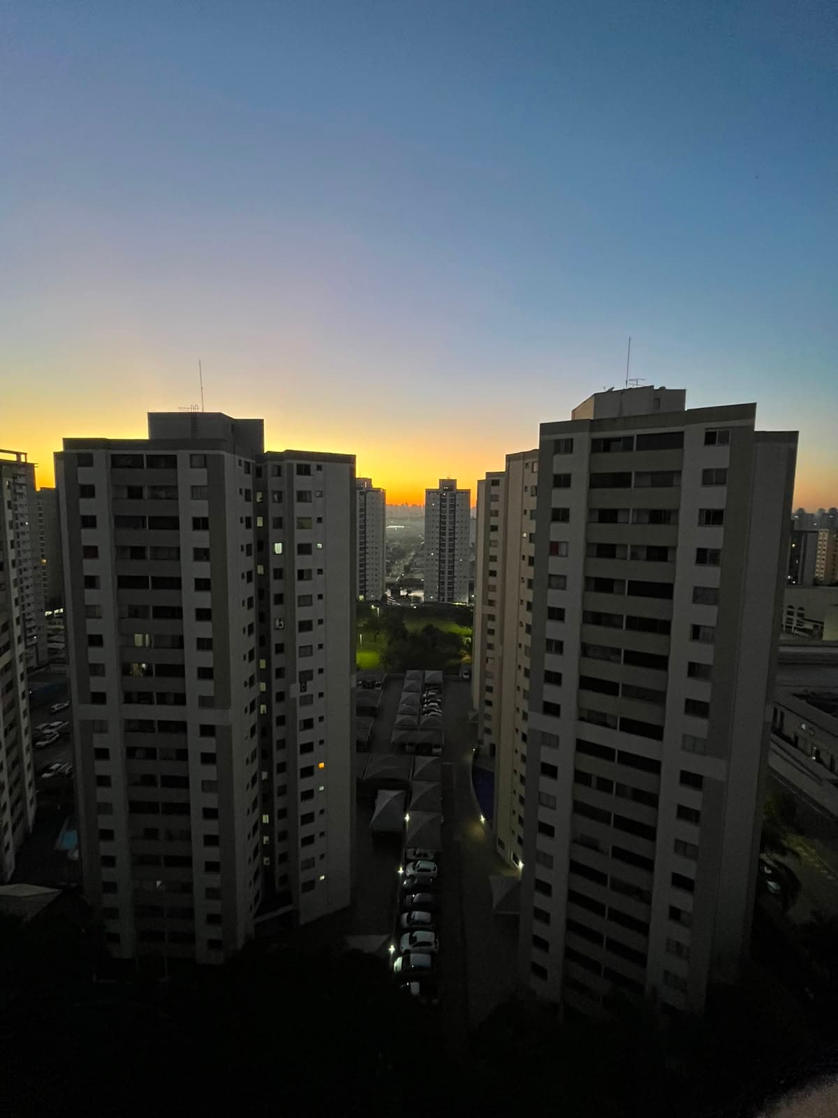Apartamento Condomínio Marfim - 58m²