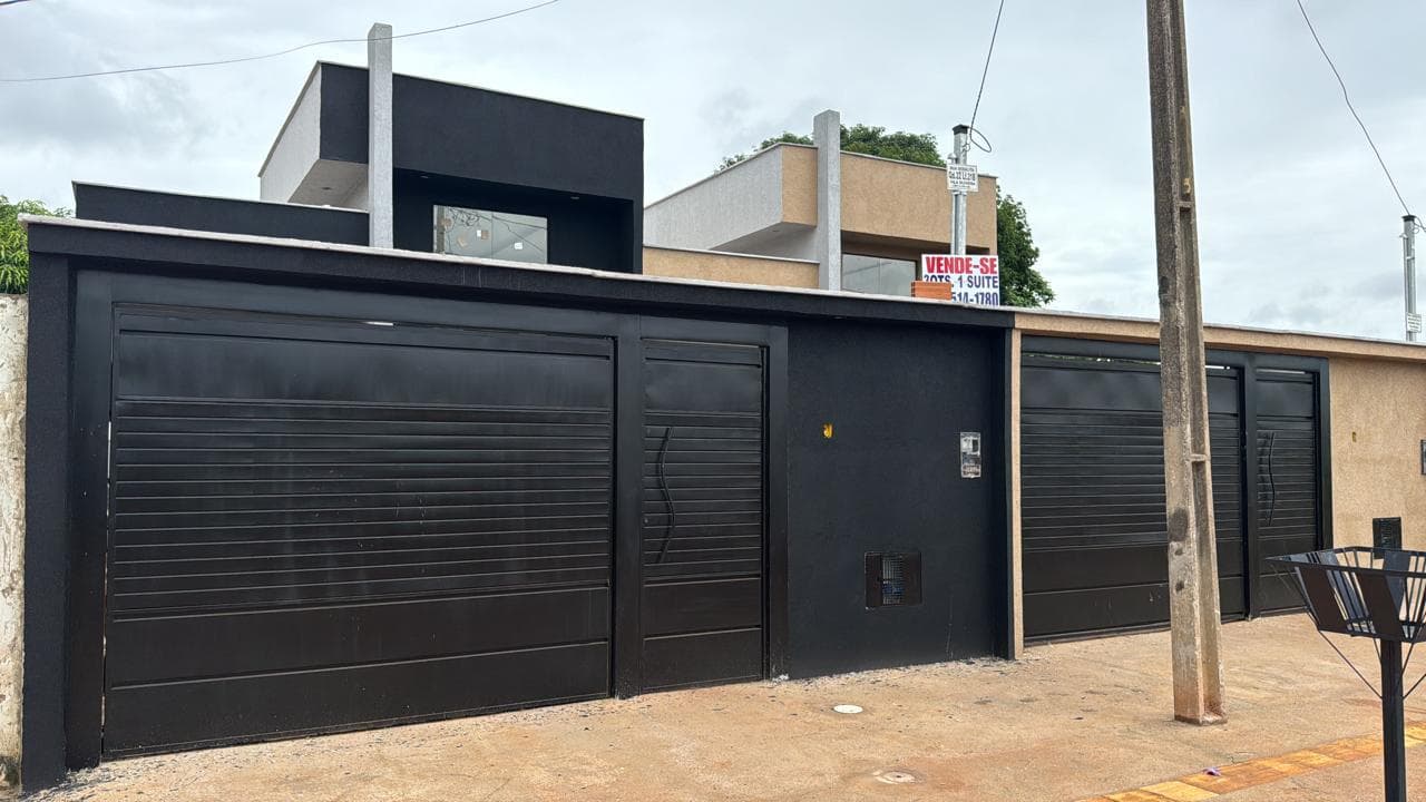 Casa Conjunto Habitacional Madre Germana 252m²