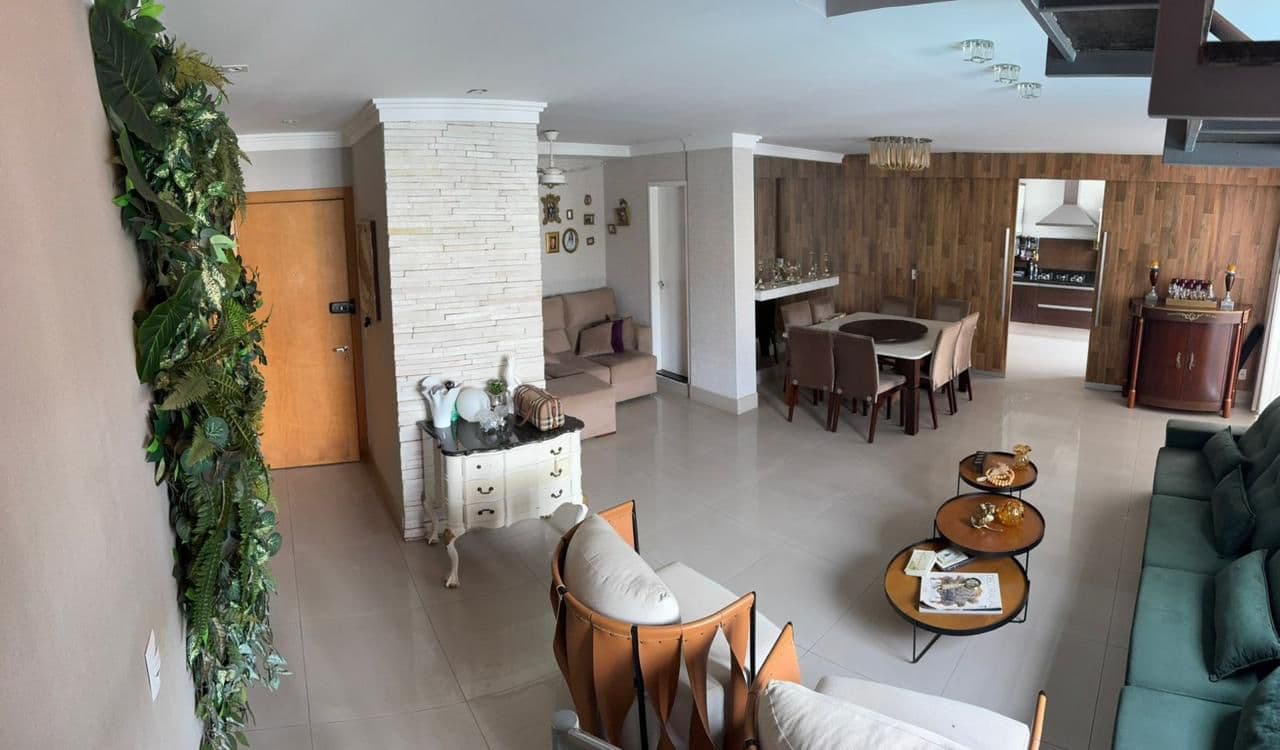 Cobertura Ed. Casablanca Bueno - Setor Bueno - 159m²