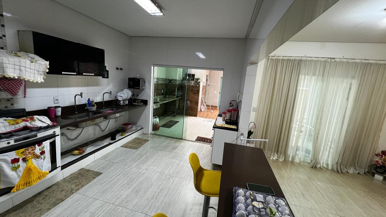 Casa Sobrado Setor Jaó 360m²