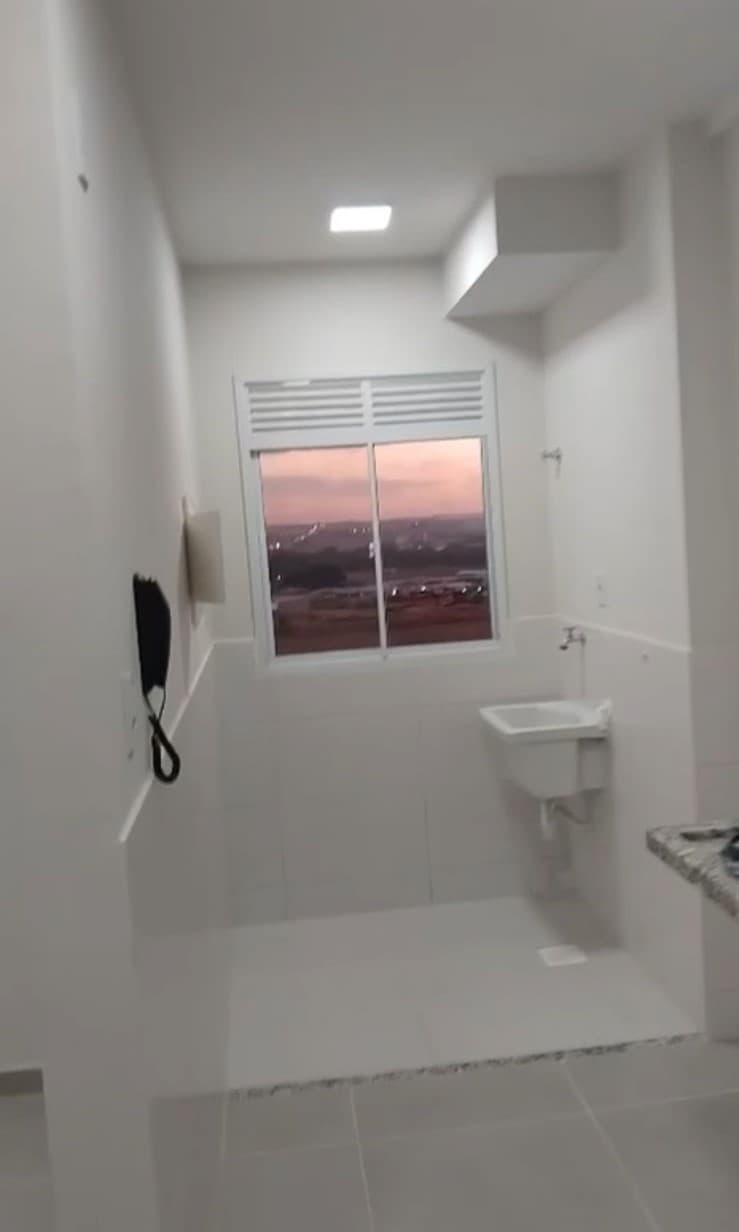 Apartamento Condomínio Parque Oeste Industrial 54m²