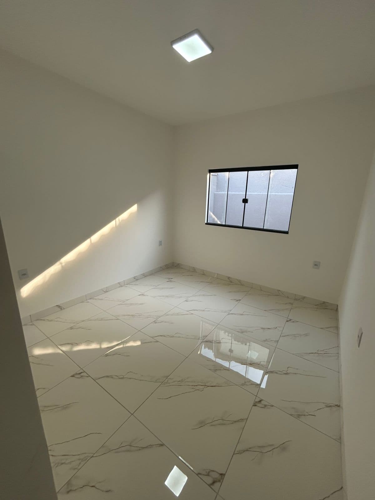 Casa Setor Maysa 100m²