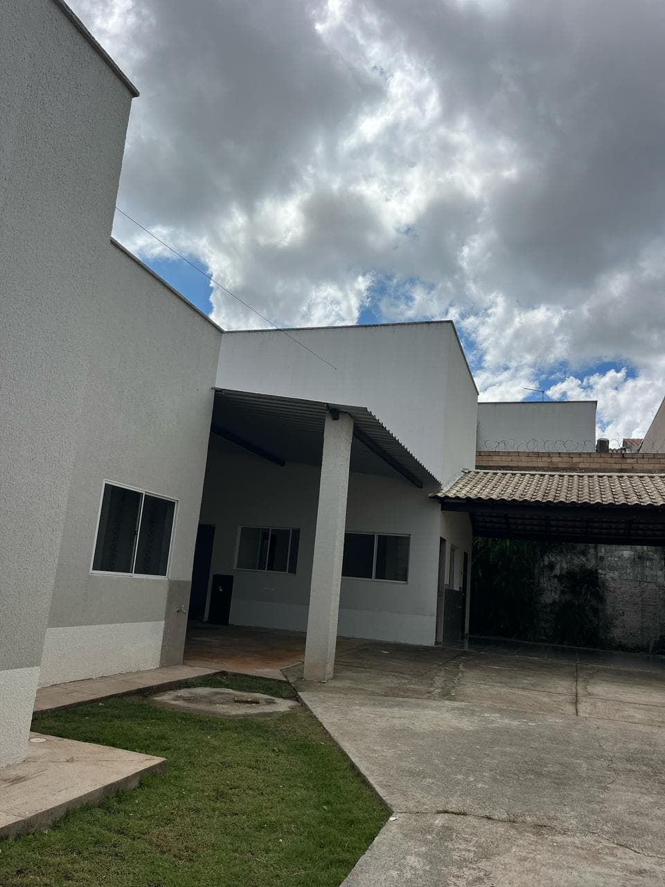 Imóvel Comercial Residencial Paraíso 73M²