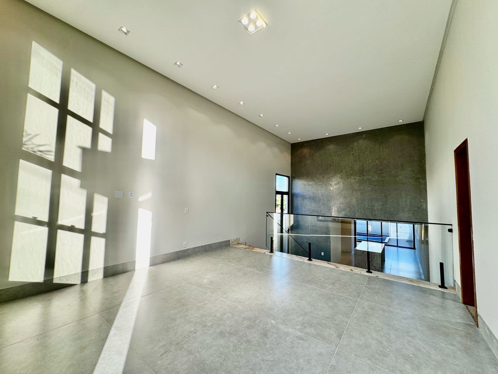Casa Jardins Nápoles 360m²