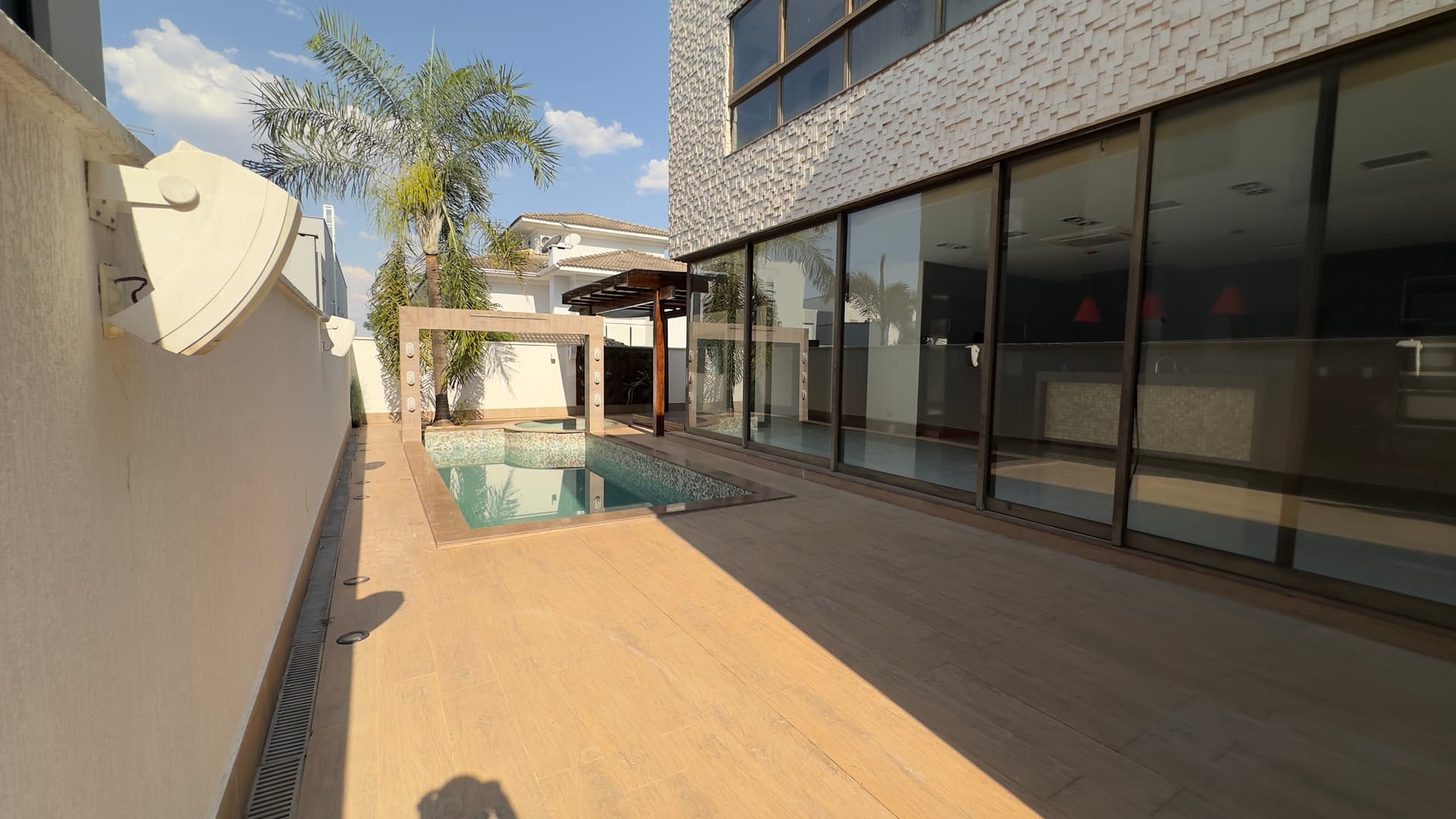Sobrado Jardins Verona 395m²