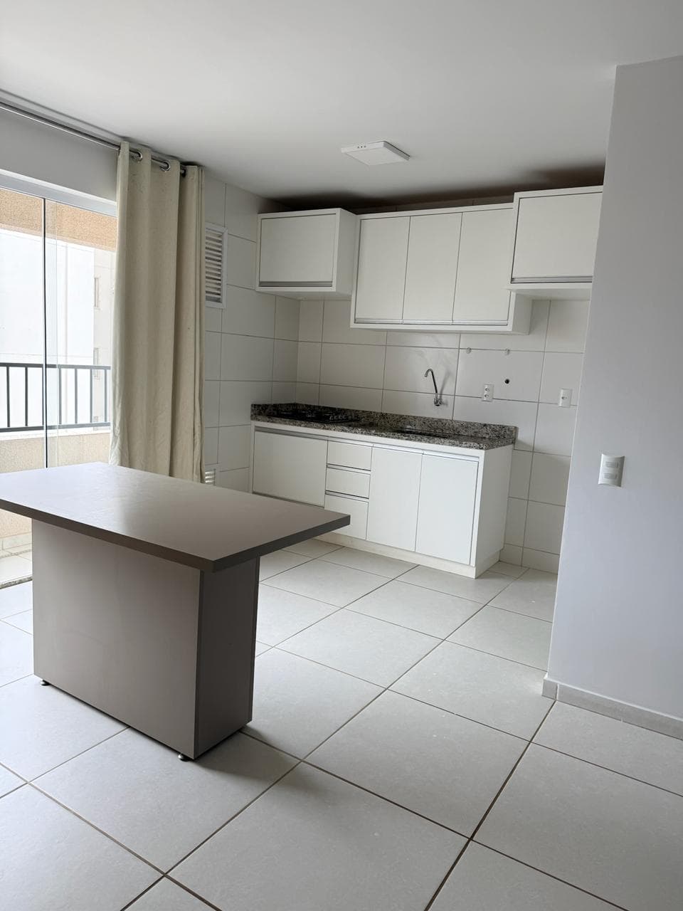 Apartamento Setor Negrão de Lima - 64m²