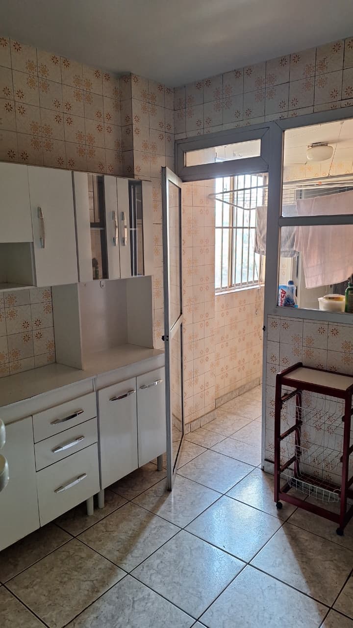 Apartamento Ed. Padre Anchieta - 4Q - 200m²
