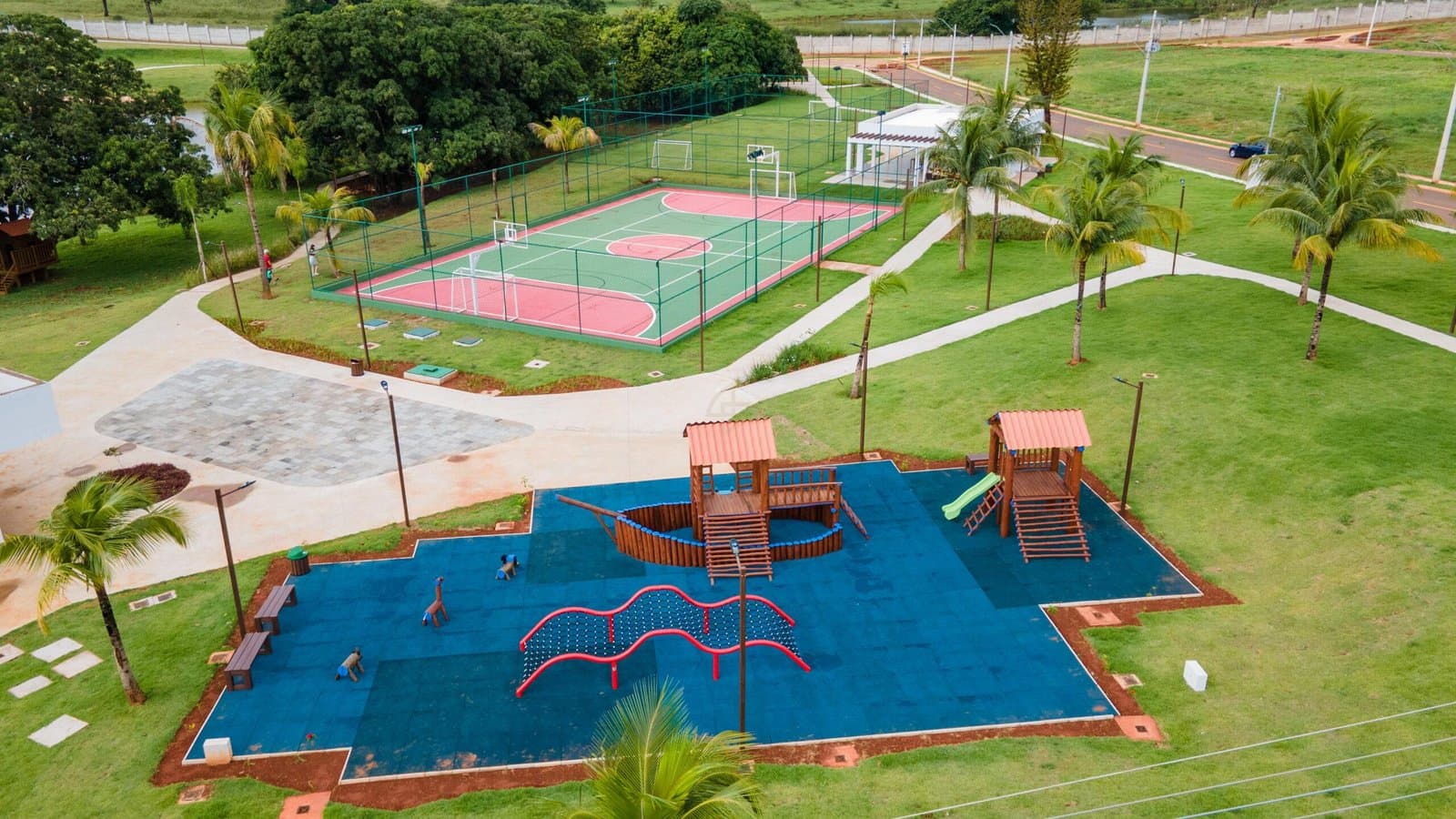 Lote Parqville Quaresmeira 606m²