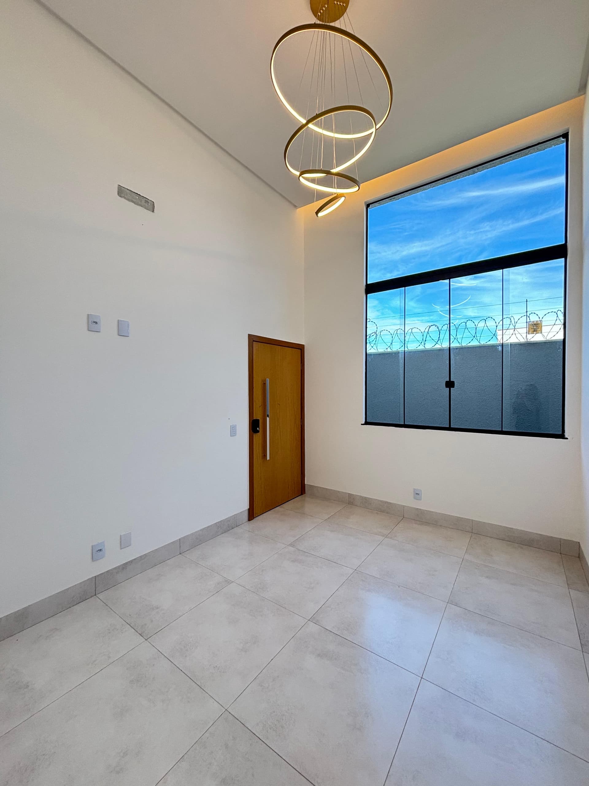 Casa Setor Central - Aparecida de Goiânia - 129m²