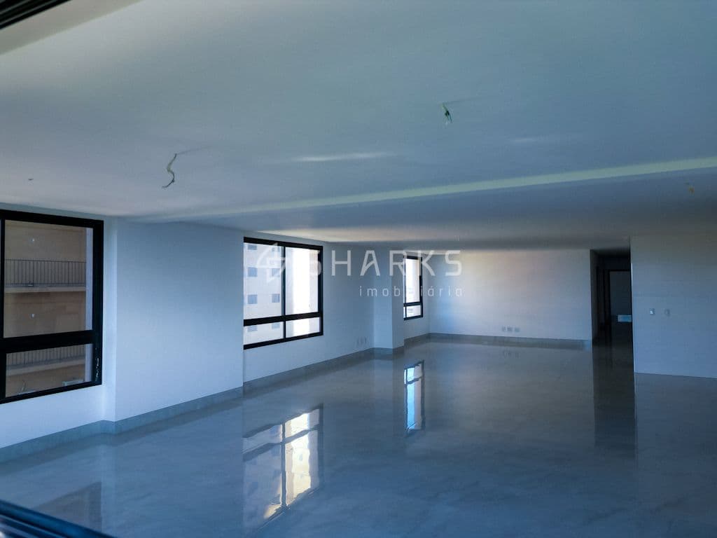Apartamento Infinity Residence 232m²