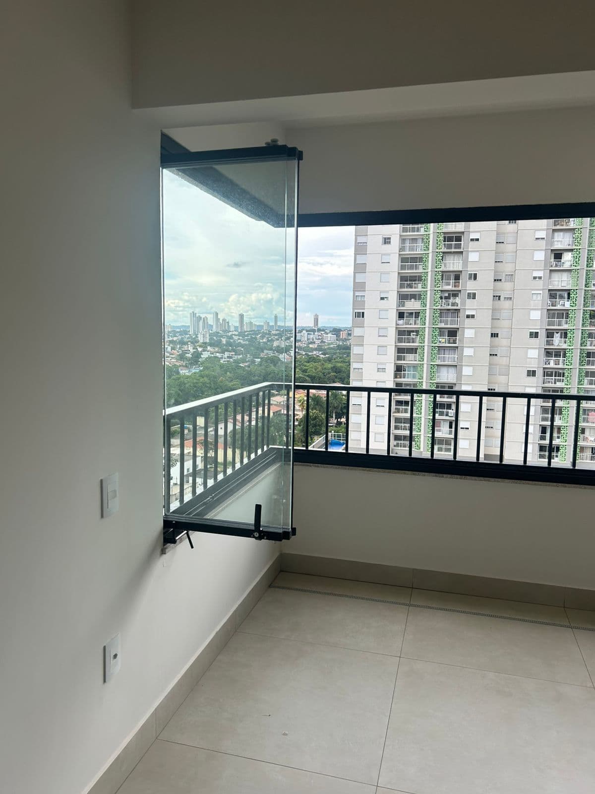 Apartamento Vista para o Parque Areião - 72 m²