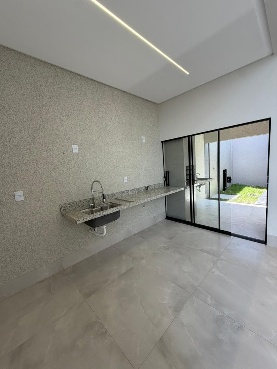 Casa Térrea - Residencial Vieira Trindade - 81m²