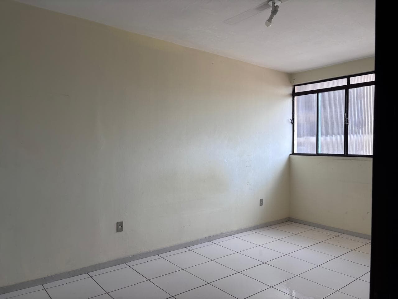 Prédio Residencial/Comercial - Setor Leste Universitário 570m²