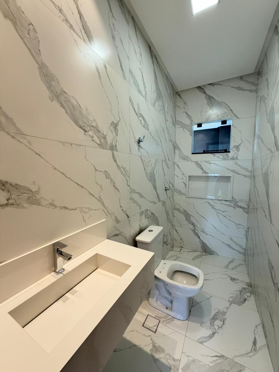 Casa de esquina - Residencial Vieira Trindade - 81m²