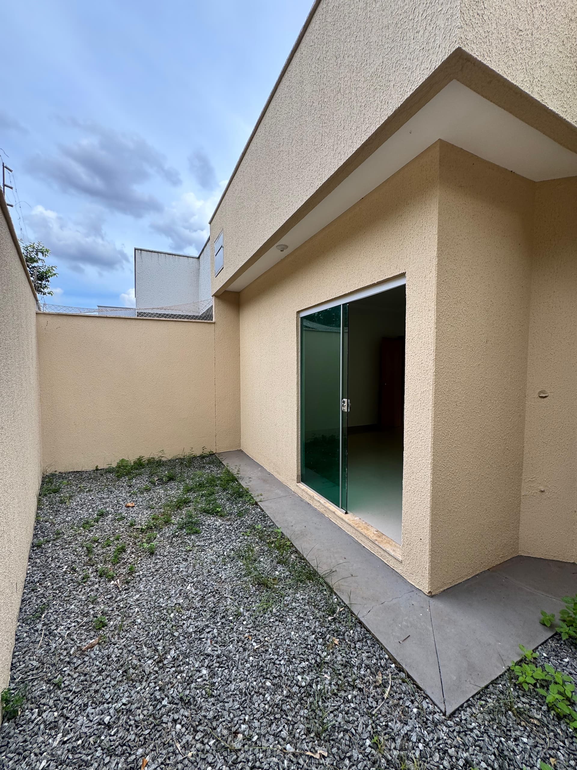 Casa à venda em Aparecida de Goiânia - 152,70m²