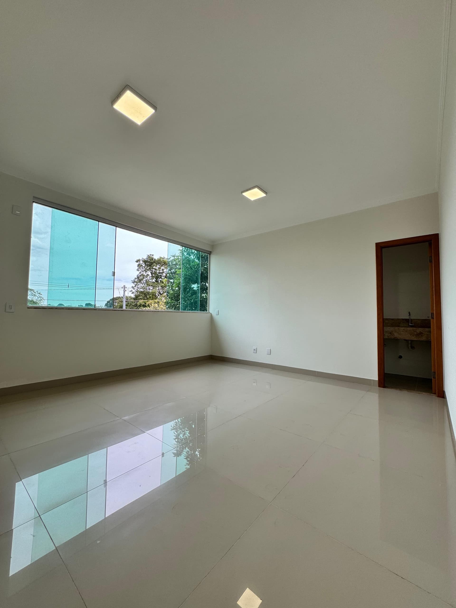 Casa à venda em Aparecida de Goiânia - 152,70m²