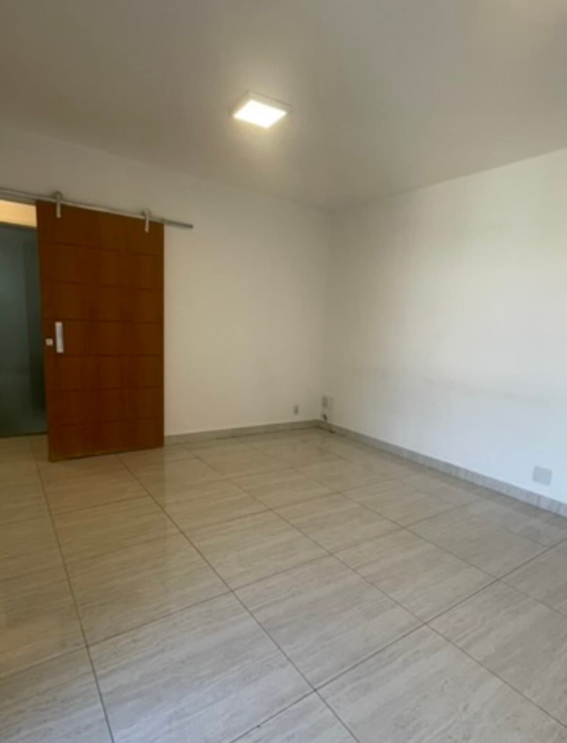 APARTAMENTO 2 QUARTOS AO LADO DO PARQUE AREIAO