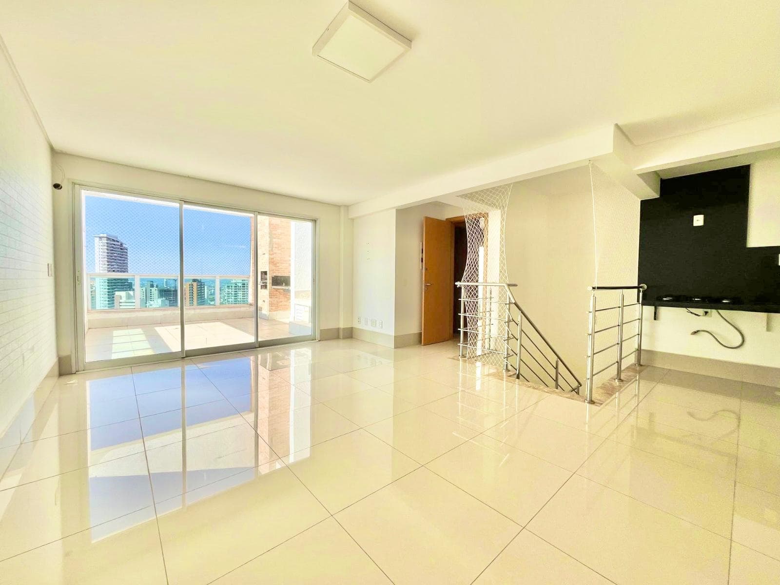 COBERTURA TRIPLEX 4 SUÍTES -SETOR MARISTA