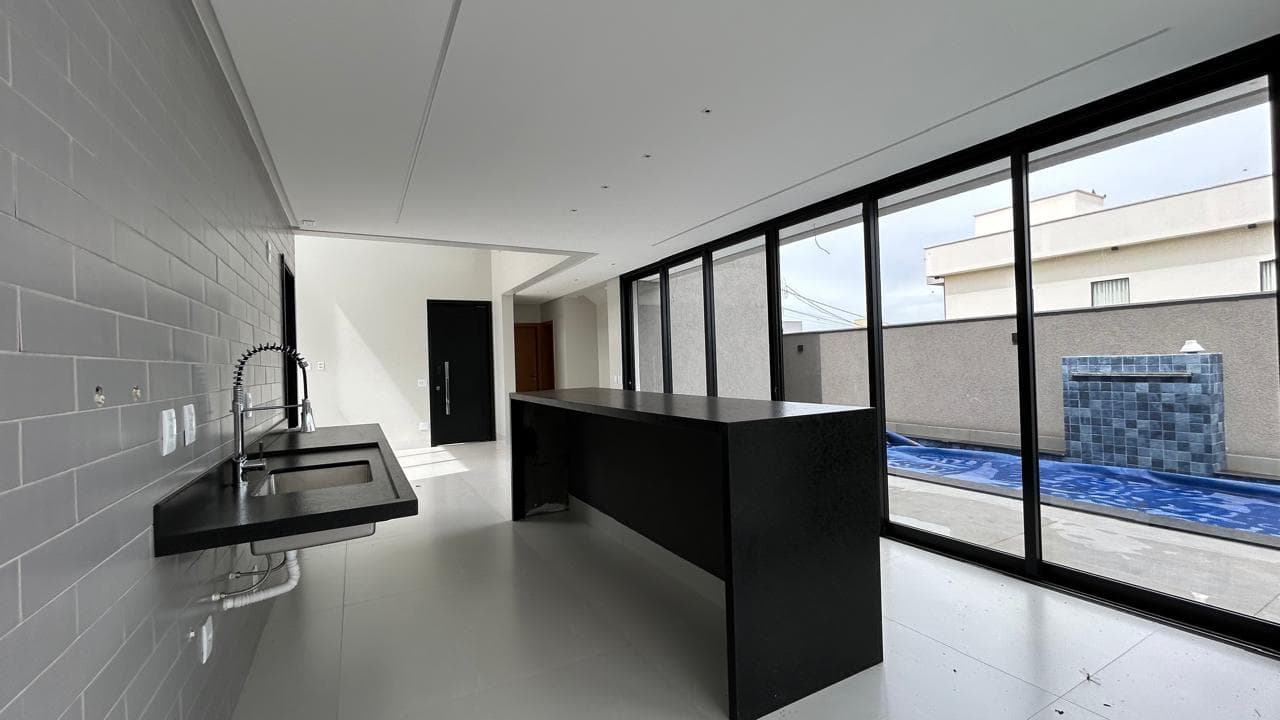 Sobrado de Luxo Jardins Barcelona 215,49m²