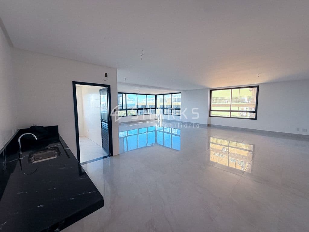 Apartamento Infinity Residence 232m²