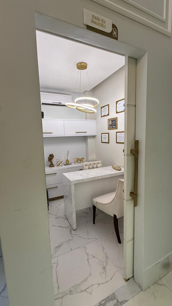 Sala Comercial Clinica San Charbel Centro de Medicina 104m²