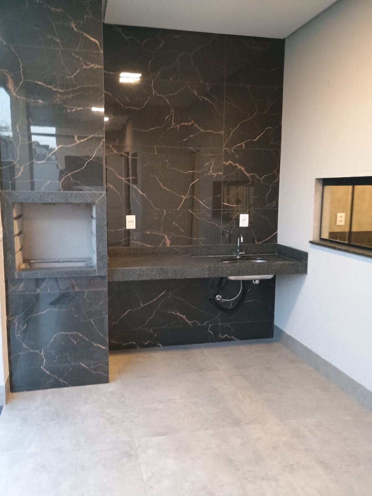 Casa de condomínio em Trindade 140m²