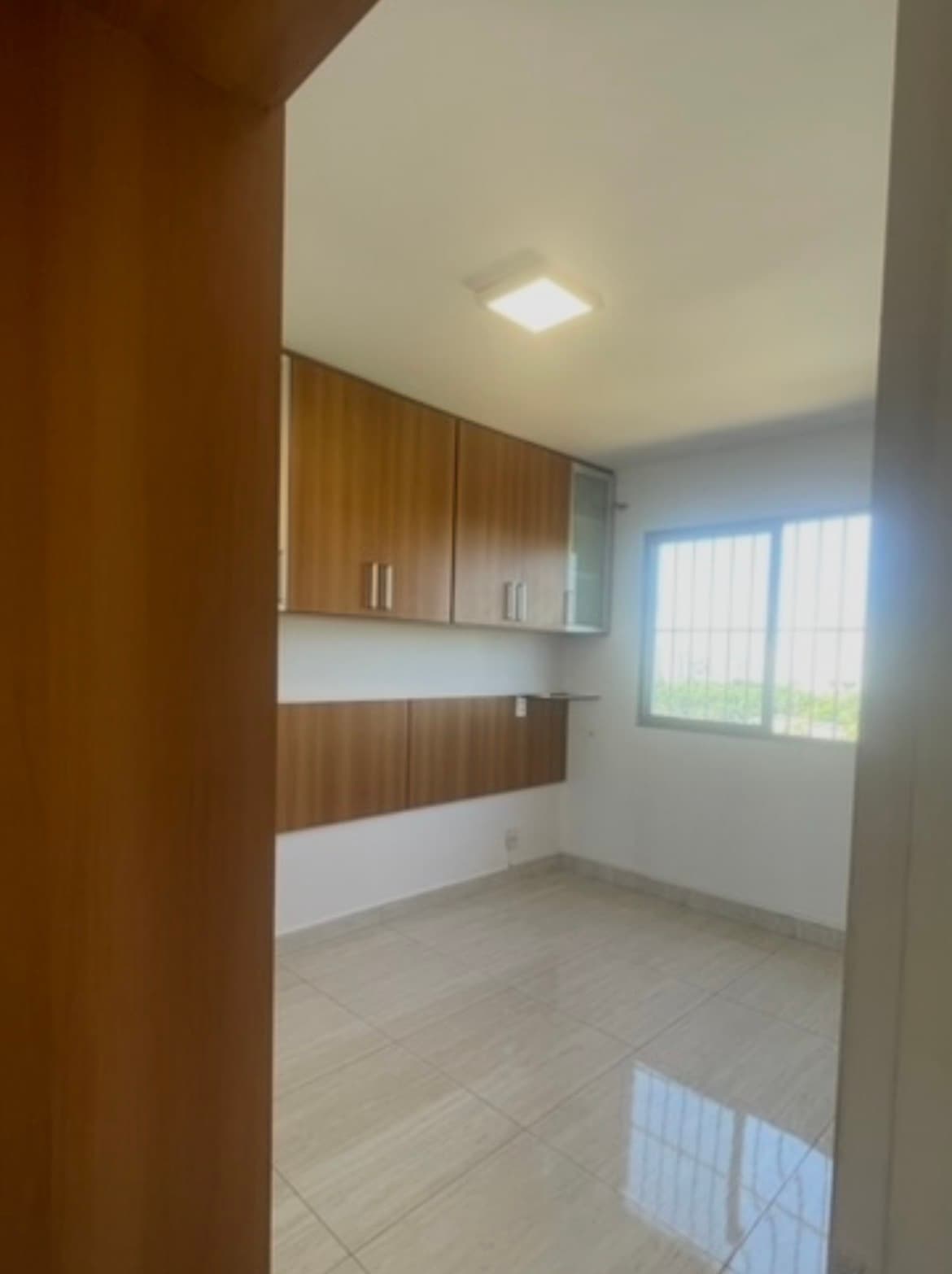 APARTAMENTO 2 QUARTOS AO LADO DO PARQUE AREIAO